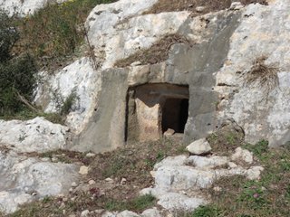 Necropoli cava Granati